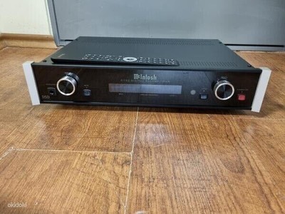 McIntosh D150 Digital preamplifier