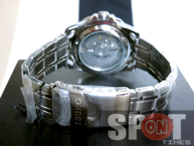 Pre-owned Seiko 5 Sports Automatic 23 Jewels Men's Watch Snzf71k1
