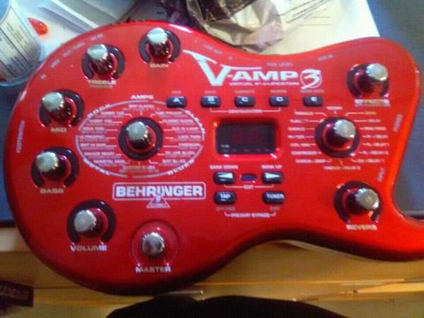 Red Behringer VAMP3 Multi-Effects Guitar Effect Pedal
