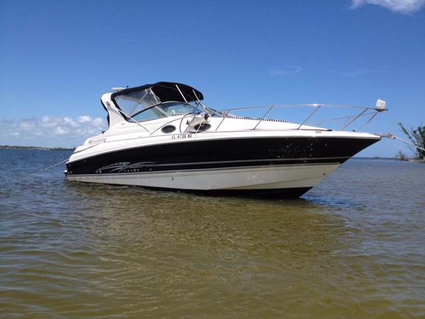 2007 Larson Cabrio 290 Express Cruiser