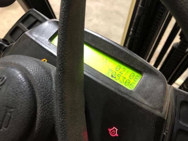 Yale Forklift 3,000 Lb. Model GLC030VX Propane, 2014, Excellent