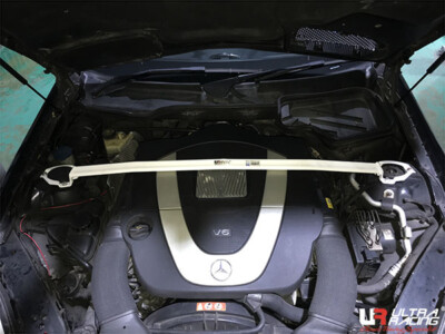 Ultra Racing Front Strut Bar For Mercedes R171 SLK200 SLK280 2WD 2004-2010 Brace