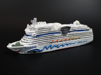 Schiff Modell Kreuzfahrtschiff  Aidablu Aida,12 cm Polyresin Cruise Ship,NEU