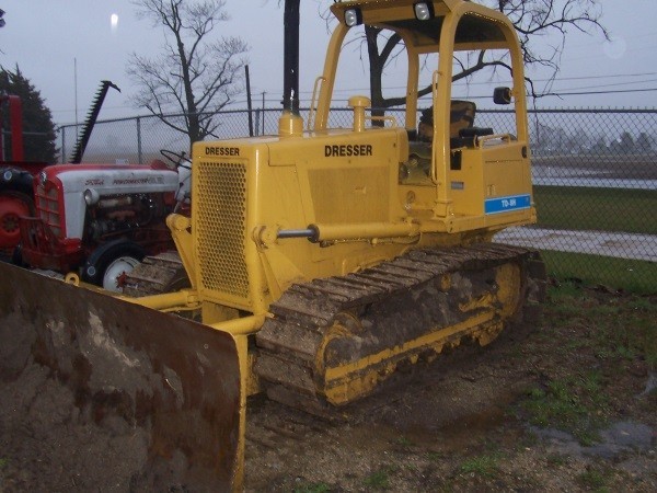 Dresser TD-8H Dozer