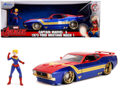 ミニカー 1:24 CAPTAIN MARVEL & 1973 FORD MUSTANG 1973 Ford Mustang Mach 1 with Captain Marvel Diecast