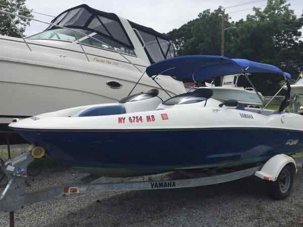 2005 Yamaha LX 210 w/ Trailer!