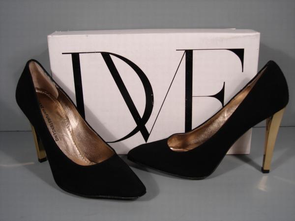 Ropa, zapatos y accesorios delgados para mujer Gucci