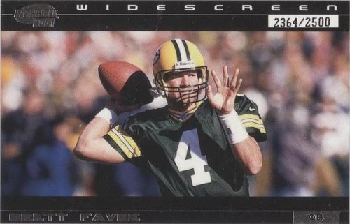 2001 Pacific Invincible Brett Favre #6