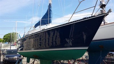 1985 Newport 30 MK3 - Owner is letting her go......$6,000.00 or best offer.