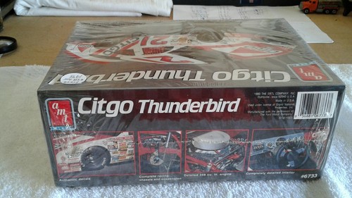 amt Ertl 1/25 Dale Jarrett 1990 plastic model kit is new in the box