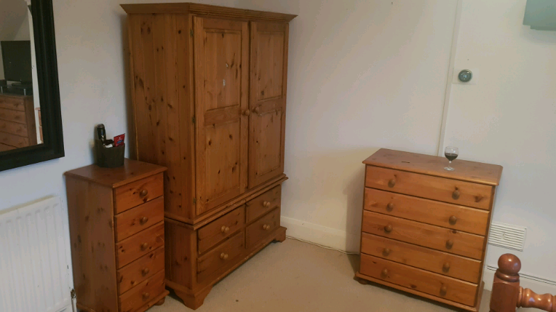 Bedroom Furniture Wardrobe Drawers In Whitley Bay Tyne And