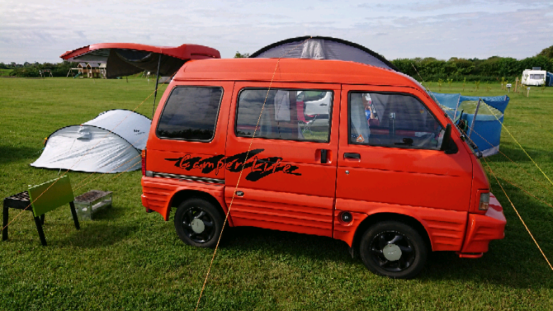 Daihatsu hijet camper