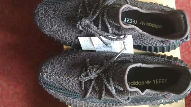 Yeezy Boost 350 V2 Clay Size 10.5 Zebra Black Cream