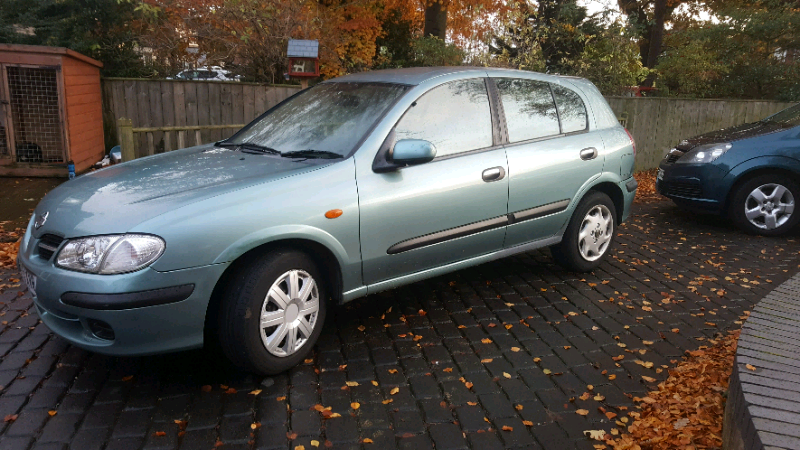 Nissan almera 2002
