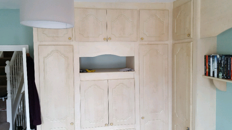 Sharp Wardrobes And Draws Dismantled And In Lots Of Pieces In