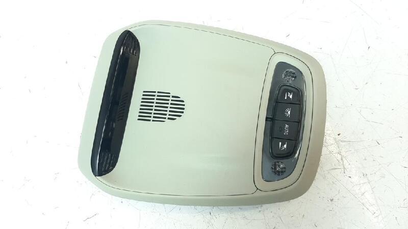 39828786aa0 LumiÃ¨Re Habitacle Pour Volvo V40 Motor 1 6 Ltr. - 84 Kw 1313604