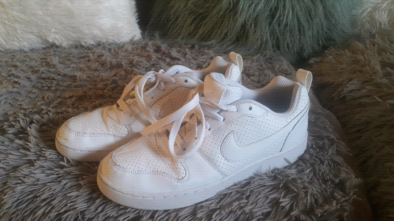 nike trainers size 6 ladies
