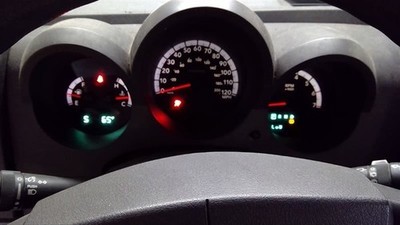 Speedometer Cluster MPH With Display Screen Fits 09 NITRO 1038320