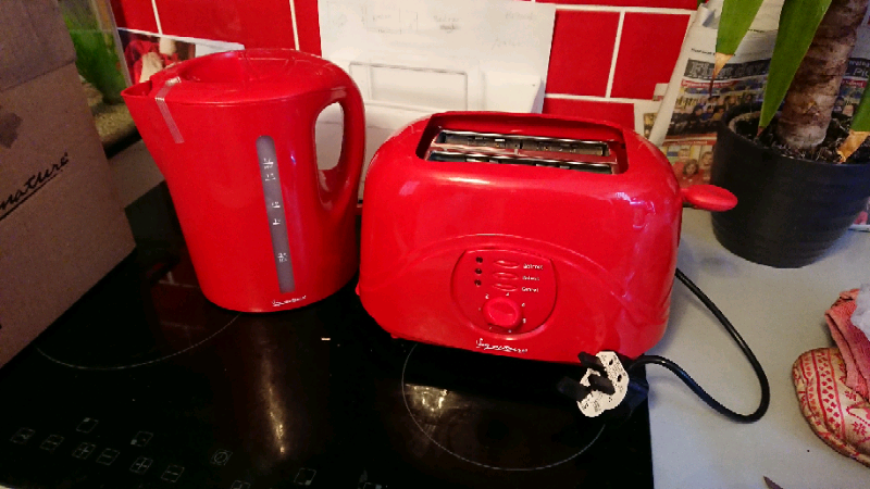 kettle and toaster set toy