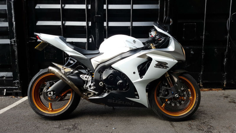 Suzuki gsxr 1000 k9