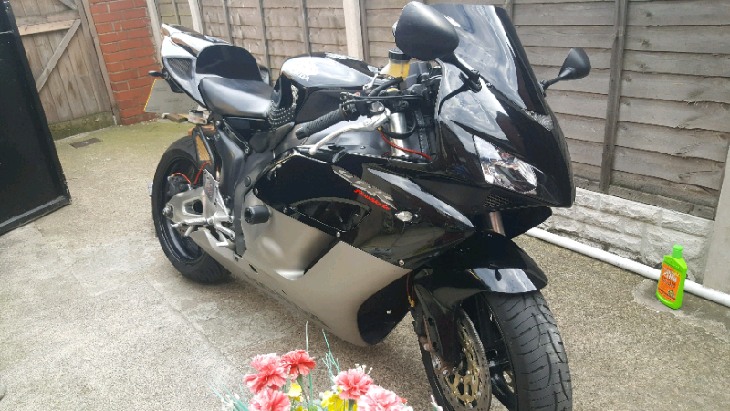 Honda cbr1000rr 2004