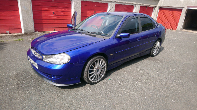 Ford mondeo st200