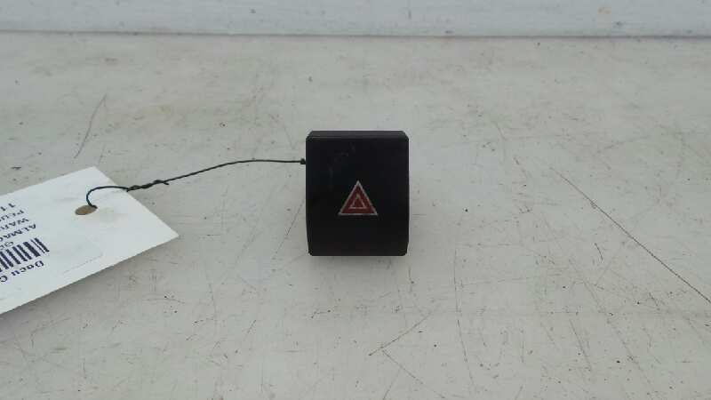 96652440xt Bouton De Warning Pour Peugeot 3008 Confort 2009 1185045