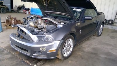 Radiator Fan Motor Fan Assembly Fits 05-14 MUSTANG 1007902