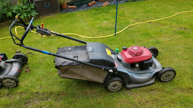 Honda grass mower