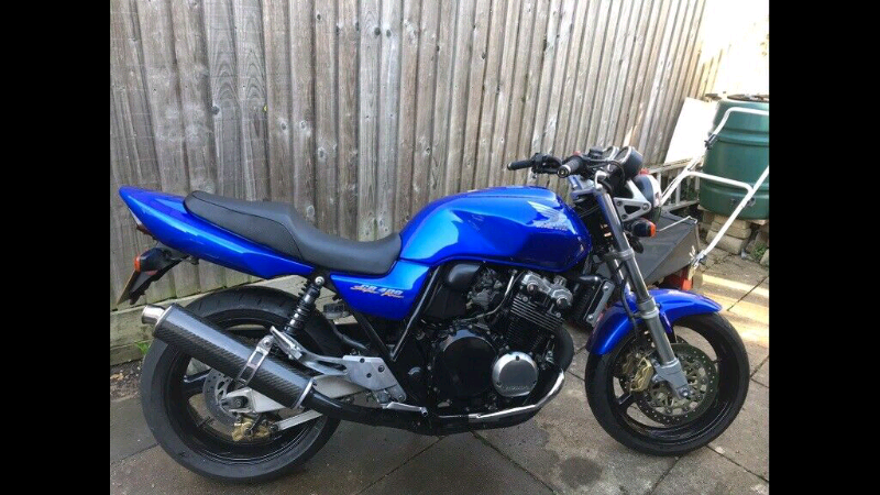 Honda cb400 vtec 3