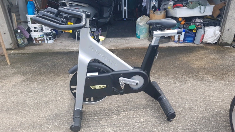 nero sports spin bike bluetooth