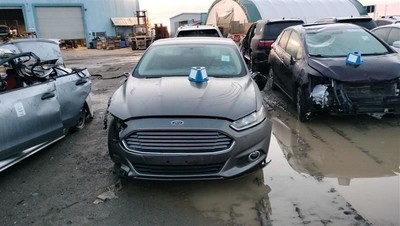 2014-2016 Ford Fusion Air Cleaner Box DS7Z9A600A OEM.