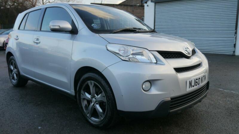 Toyota urban cruiser 2010