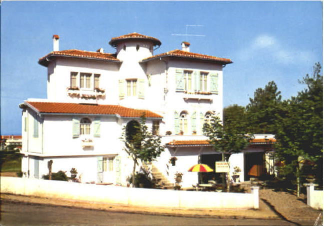 10582590 Bidart Pension Penelope Enia Ilbarritz O 1975