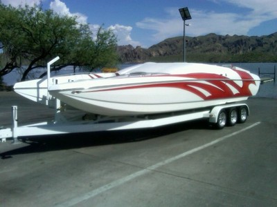 2008 28' Majic Sceptor Powerboat - Catamaran Open Bow