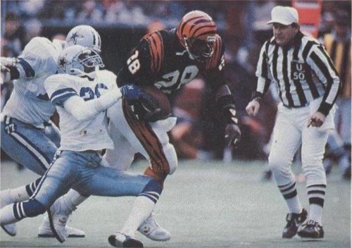 1986 Jeno's Pizza Rolls NFL Action Stickers Larry Kinnebrew Michael Downs #40