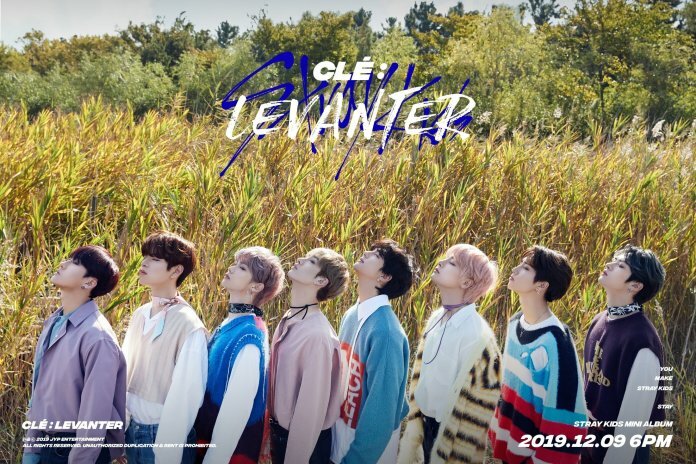 STRAY KIDS [CLE:LEVANTER] Album NORMAL CD+POSTER+Photo Book+