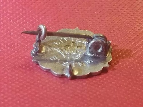 ~Little System~ Antique Sterling Silver & Enamel Presbyterian Red Cross Pin~