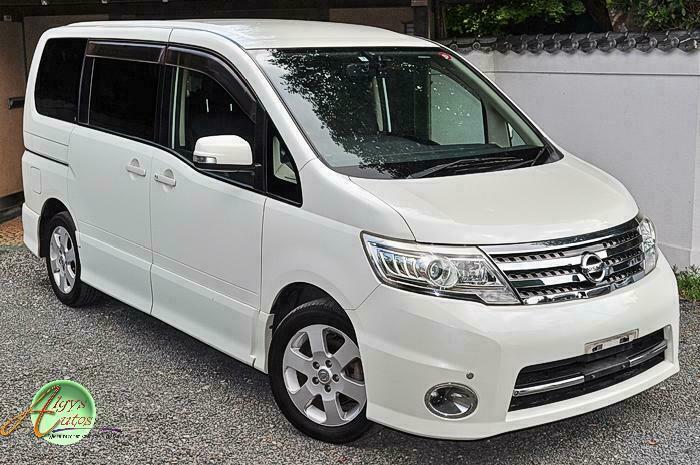 Nissan serena highway star