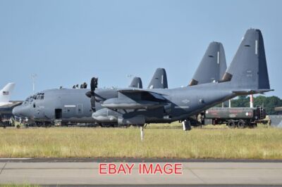 PHOTO  AEROPLANE LOCKHEED MARTIN MC-130J COMMANDO II '35776' (13-5776) C/N 5776