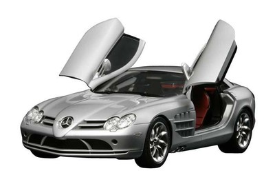 Tamiya 1/24 Mercedes-Benz SLR McLaren Plastic Model Kit 24290 TAM24290