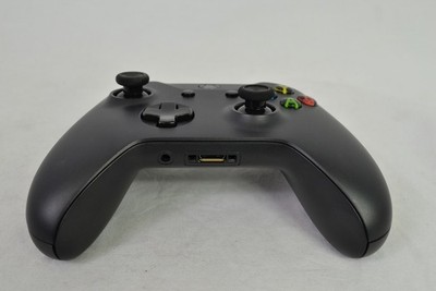 Microsoft Xbox One Wireless Bluetooth Controller Black - 6CL-00001