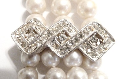 Vintage Faux Pearl Choker Chain Necklace Strand Rhinestones Formal Jewelry