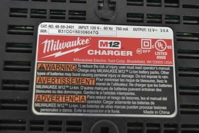 Milwaukee Charger M12
