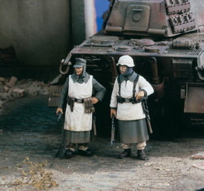 Verlinden 1:35 German Infantry Snow Dress 2 Figures VP1840