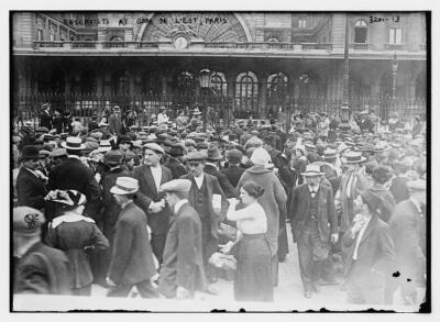 Reservists Crowd At Gare De Paris Est Train Station Paris During B Old Photo