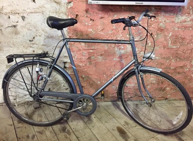 raleigh courier bike