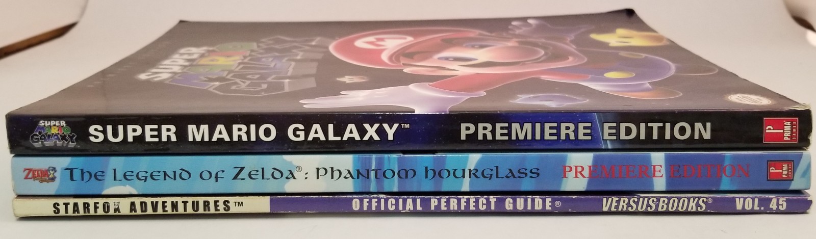Lot of 3 Game Guides ~Super Mario Galaxy~Phantom Hourglass~Starfox Adventures~