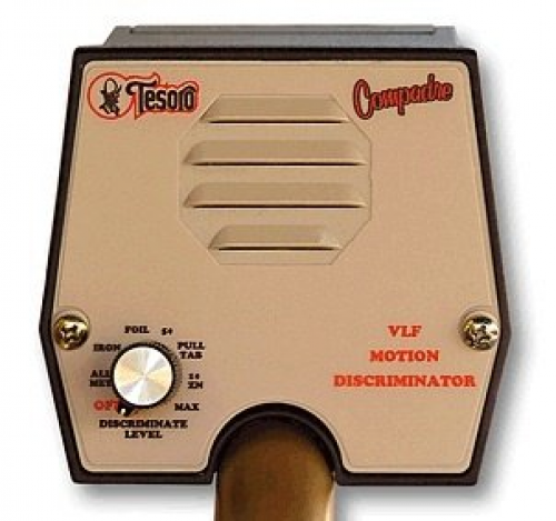 Tesoro Compadre Metal Detector with 8