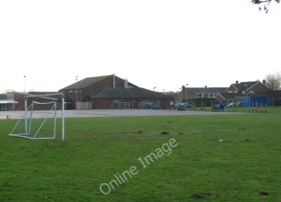 Photo 6x4 Two schools in Belton Belton/TG4802 Breydon Middle School can  c2010